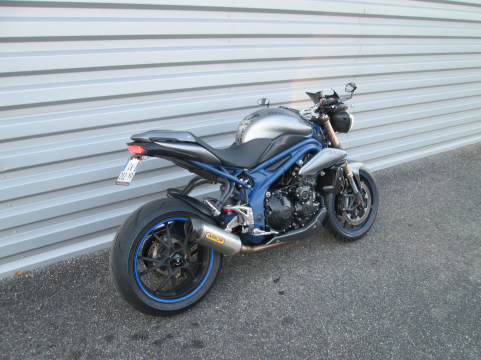 TRIUMPH SPEED TRIPLE 1050 4