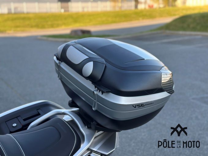 YAMAHA FJR 1300 AE 4