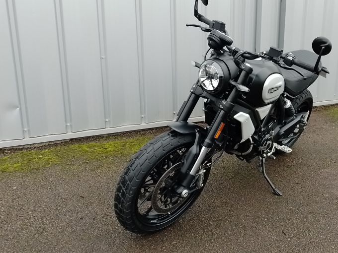 DUCATI SCRAMBLER 1100 DARK PRO 4