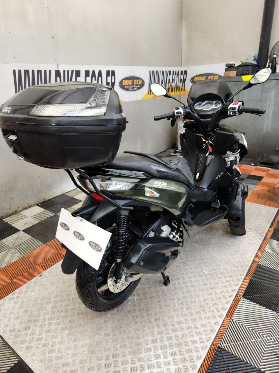 PIAGGIO MP3 300LT YOURBAN 4