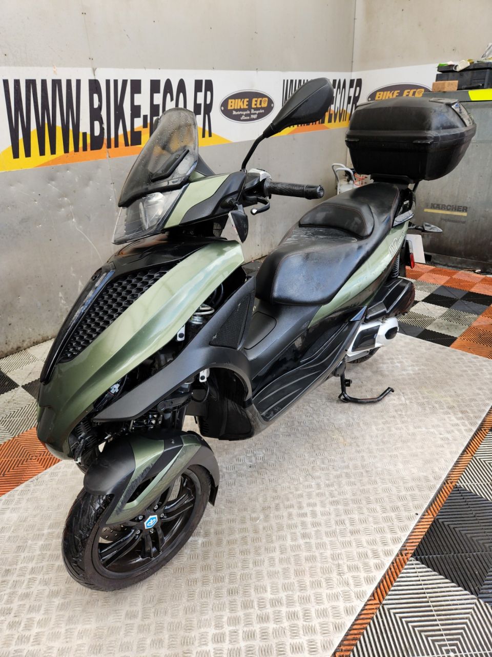 PIAGGIO MP3 300LT YOURBAN 4