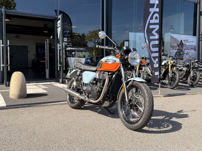 TRIUMPH Bonneville T100 4