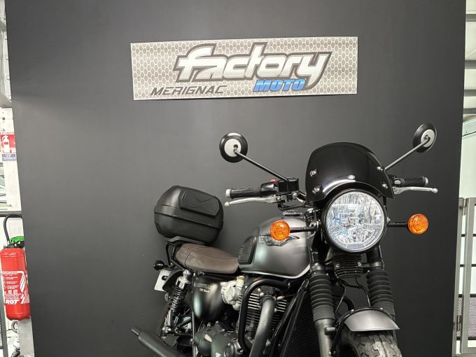 TRIUMPH Bonneville T120 Black 4