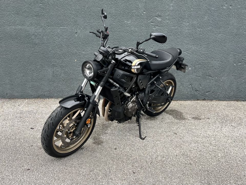 YAMAHA XSR 700 4