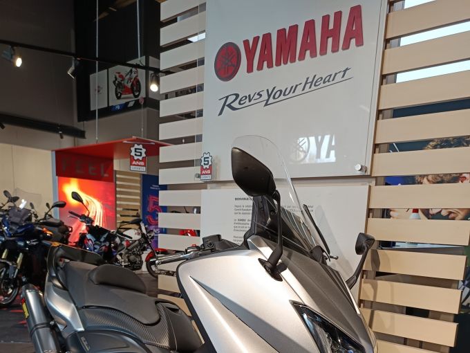 YAMAHA XP T-MAX 530 4