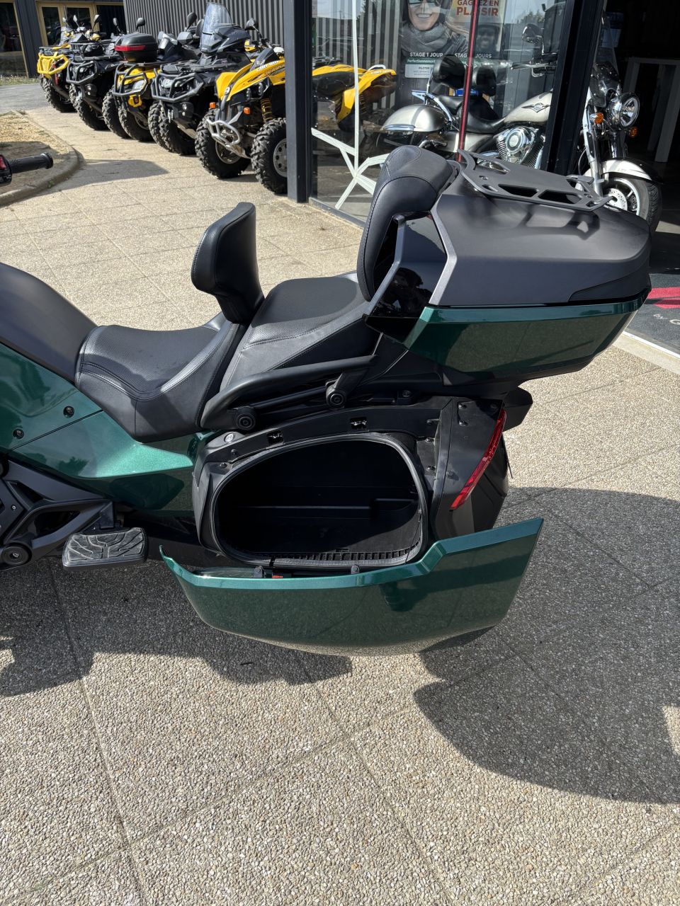 CAN-AM SPYDER F3-T LIM 4