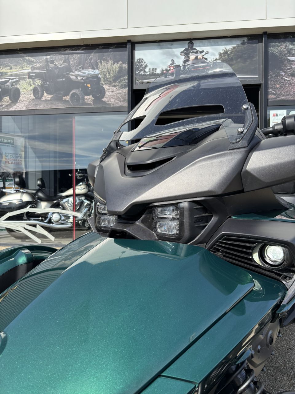 CAN-AM SPYDER F3-T LIM 4