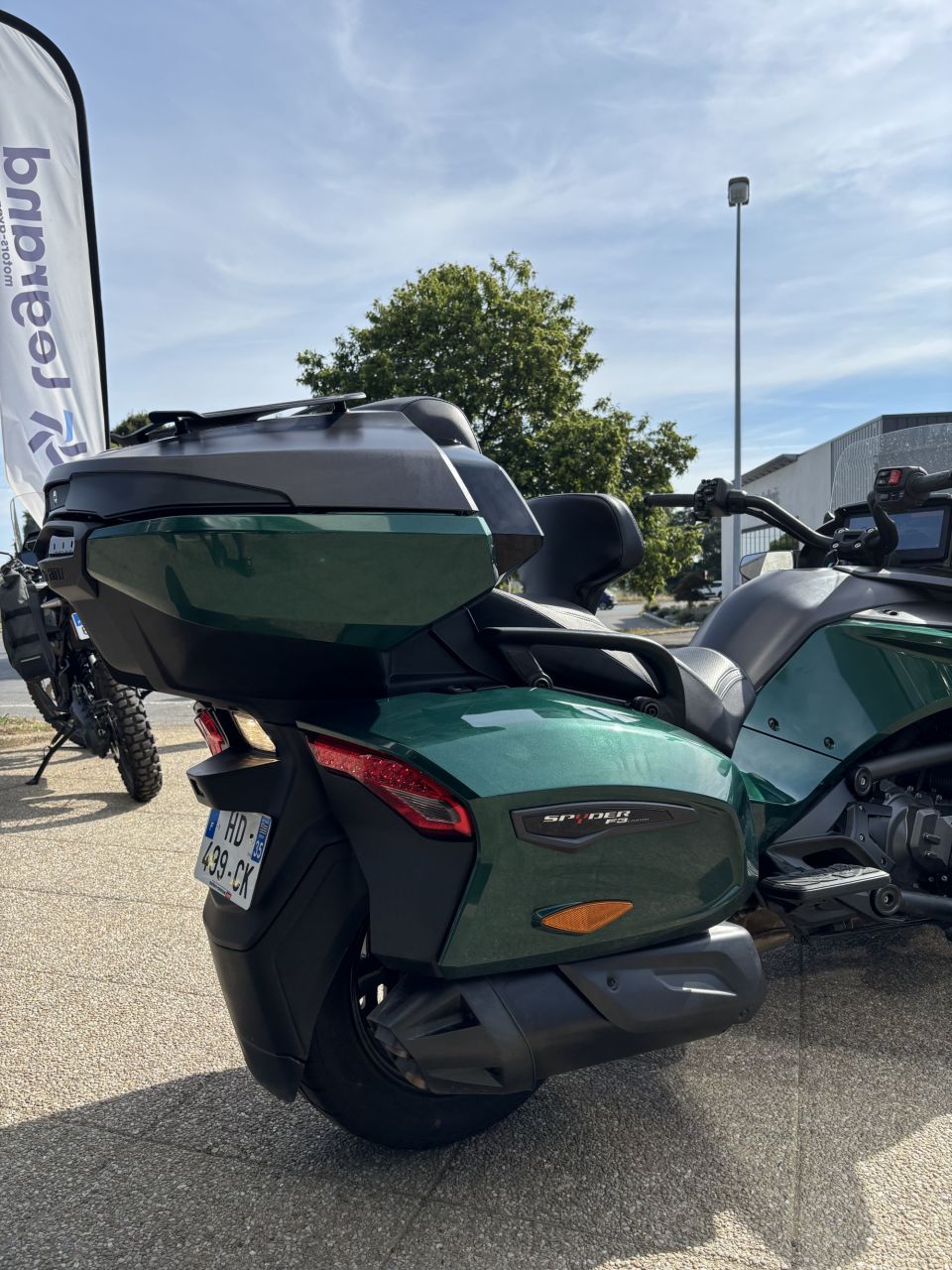 CAN-AM SPYDER F3-T LIM 4