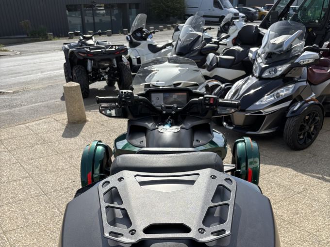 CAN-AM SPYDER F3-T LIM 4