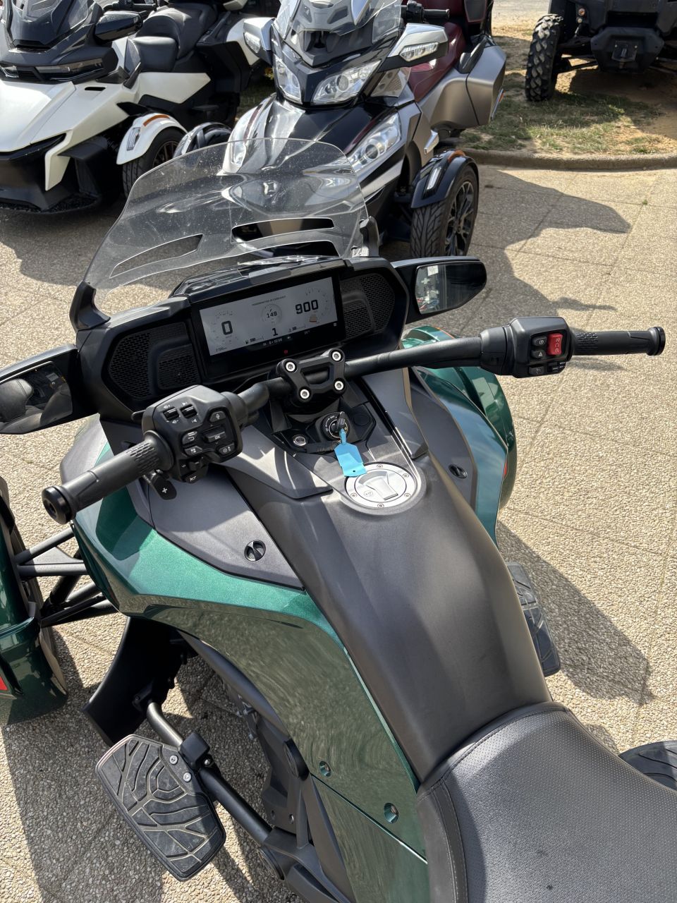 CAN-AM SPYDER F3-T LIM 4
