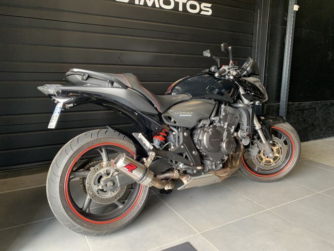 HONDA CB 600 F HORNET 4