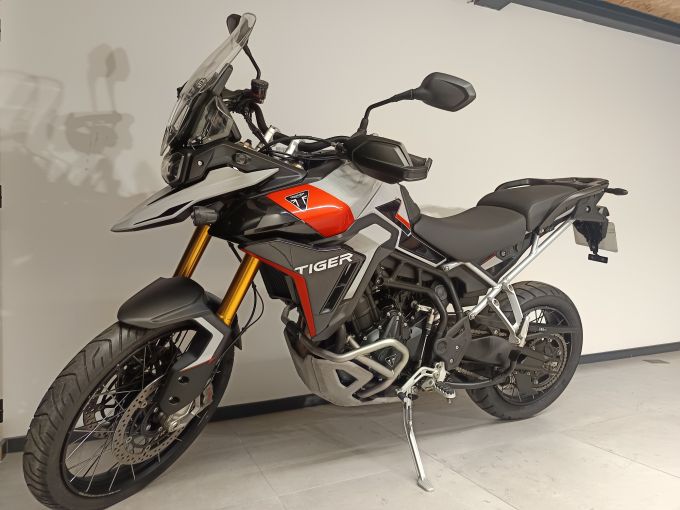 TRIUMPH TIGER 900 RALLY PRO 4