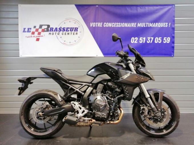 SUZUKI gsx-s 8S 4