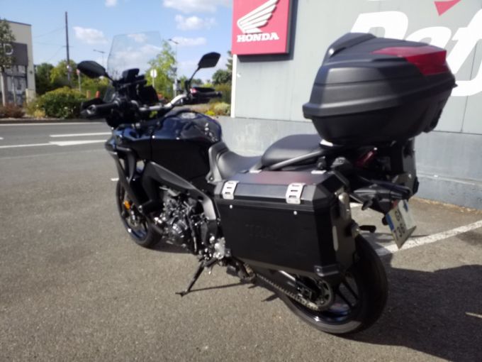 YAMAHA TRACER 9 4