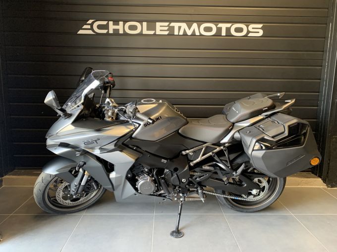 SUZUKI GSX-S 1000 GT 4