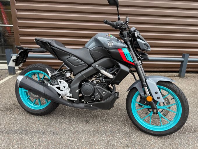YAMAHA MT-125 4