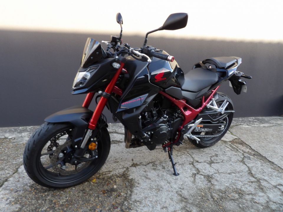 HONDA CB 750 HORNET 4