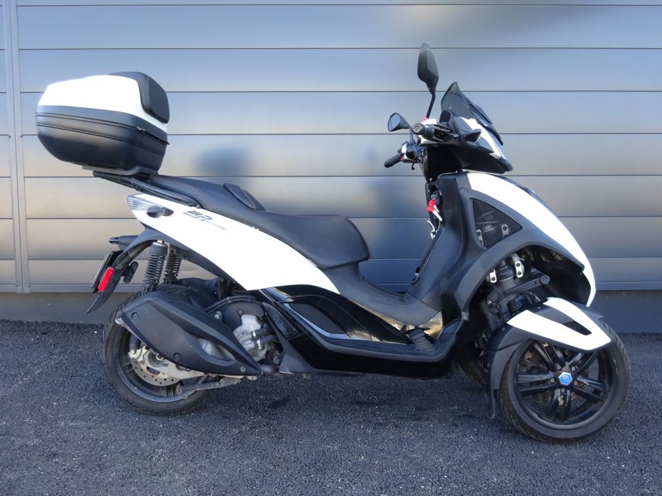 PIAGGIO MP3 300LT YOURBAN 4