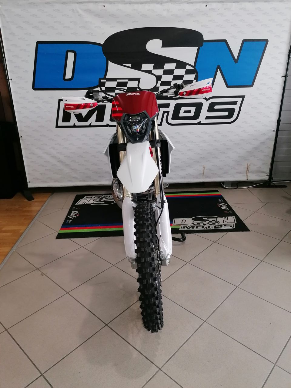 FANTIC FANTIC XE 300 ENDURO 2T MY24 BIANCO 4