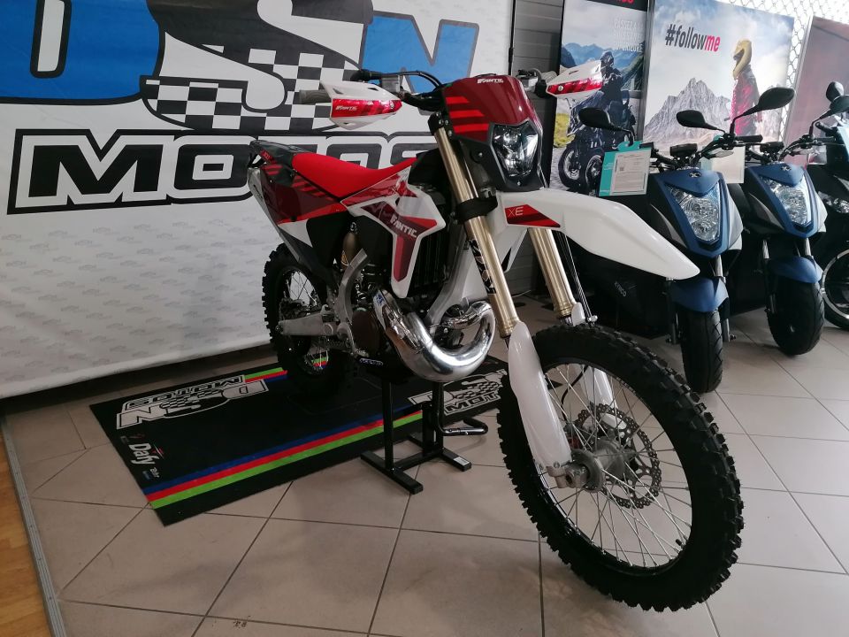 FANTIC FANTIC XE 300 ENDURO 2T MY24 BIANCO 4