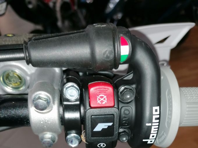 FANTIC FANTIC XE 300 ENDURO 2T MY24 BIANCO 4