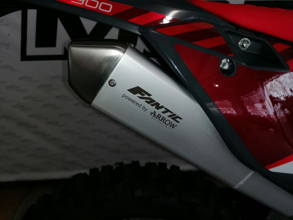 FANTIC FANTIC XE 300 ENDURO 2T MY24 BIANCO 4