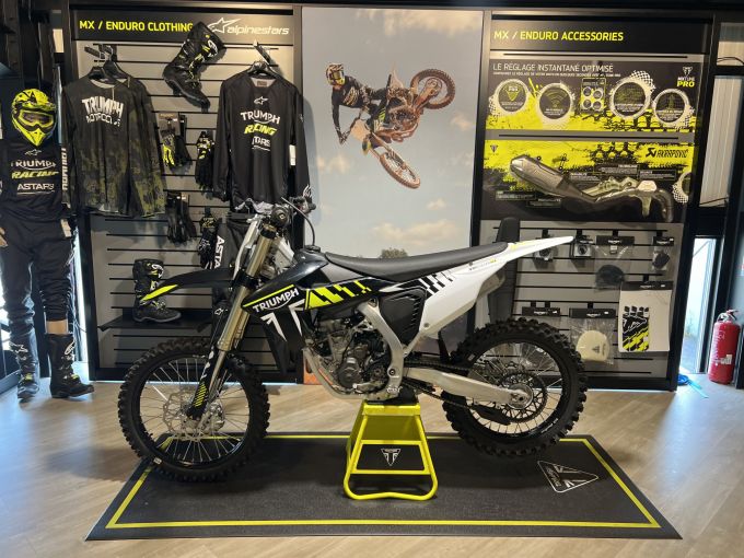 TRIUMPH TF 250-X 4