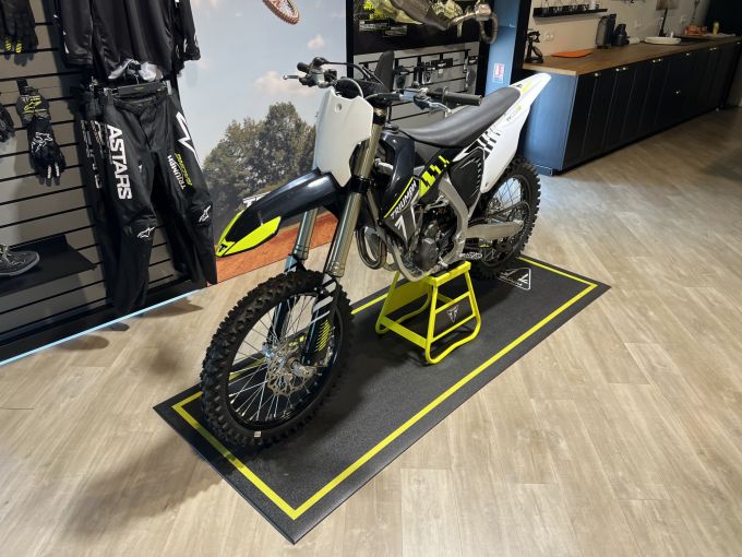 TRIUMPH TF 250-X 4