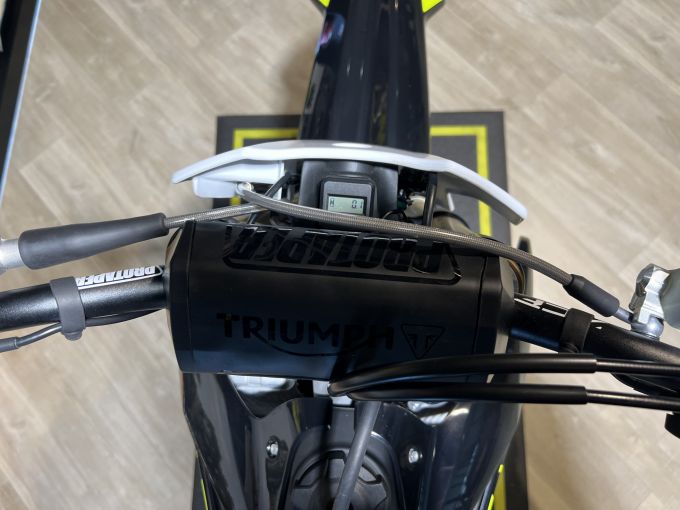 TRIUMPH TF 250-X 4