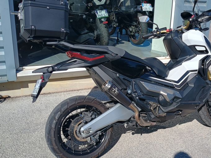 HONDA X-ADV 4