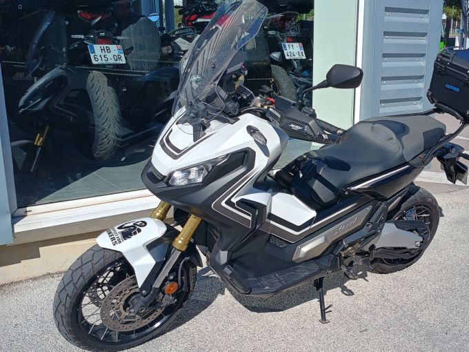 HONDA X-ADV 4