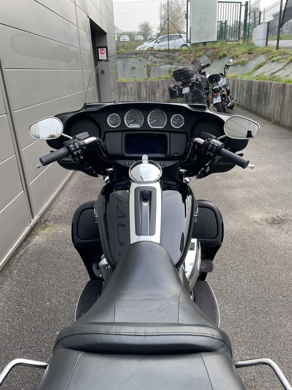 HARLEY-DAVIDSON TRIKE TRI GLIDE 1868 ULTRA 4