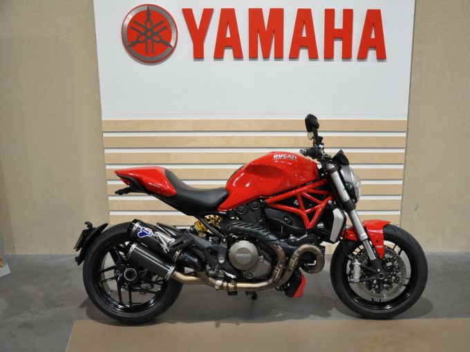 DUCATI MONSTER 1200 4