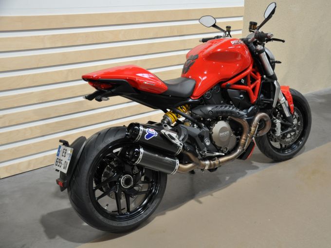DUCATI MONSTER 1200 4