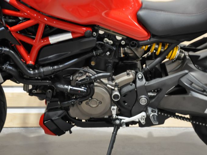 DUCATI MONSTER 1200 4