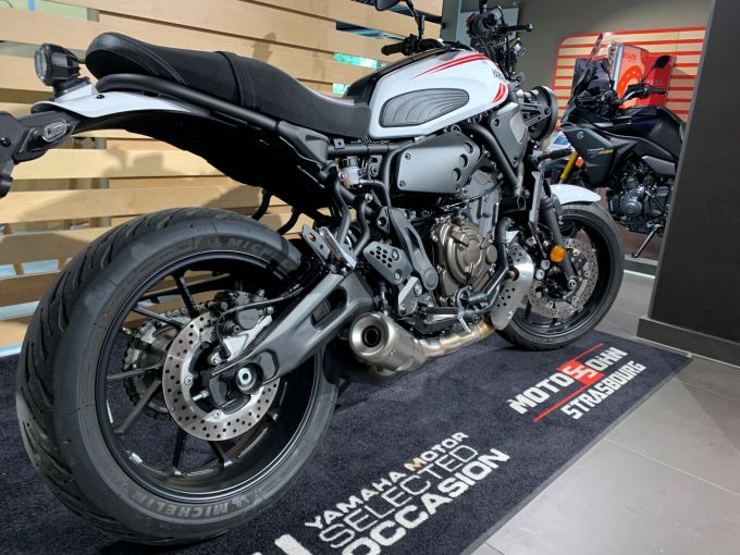 YAMAHA XSR 700 4