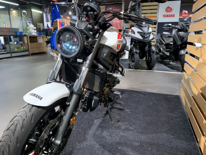 YAMAHA XSR 700 4
