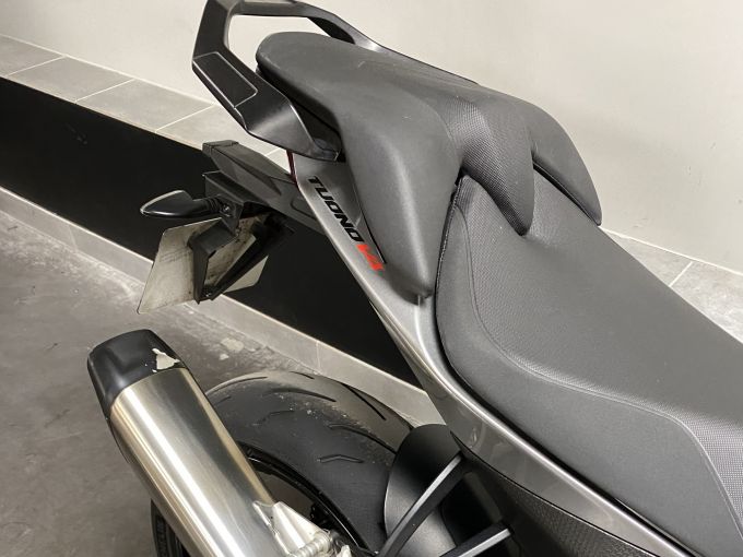 APRILIA TUONO 1100 V4 4