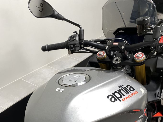 APRILIA TUONO 1100 V4 4