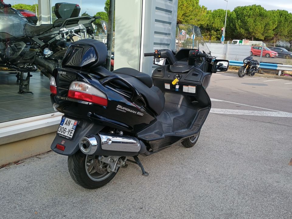SUZUKI BURGMAN 650 4
