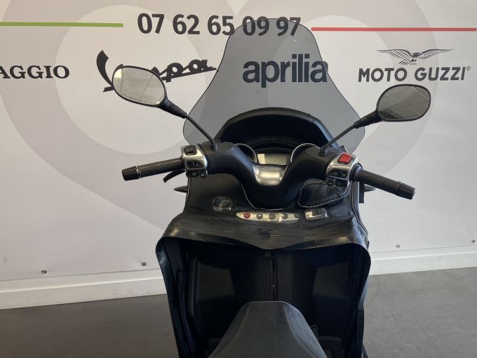 PIAGGIO MP3 400 HPE SPORT ABS ASR 4
