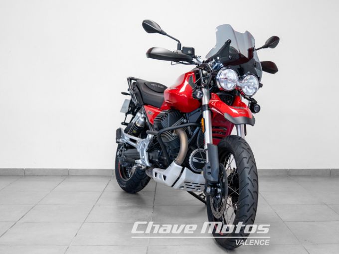 MOTO GUZZI V85 TT 4