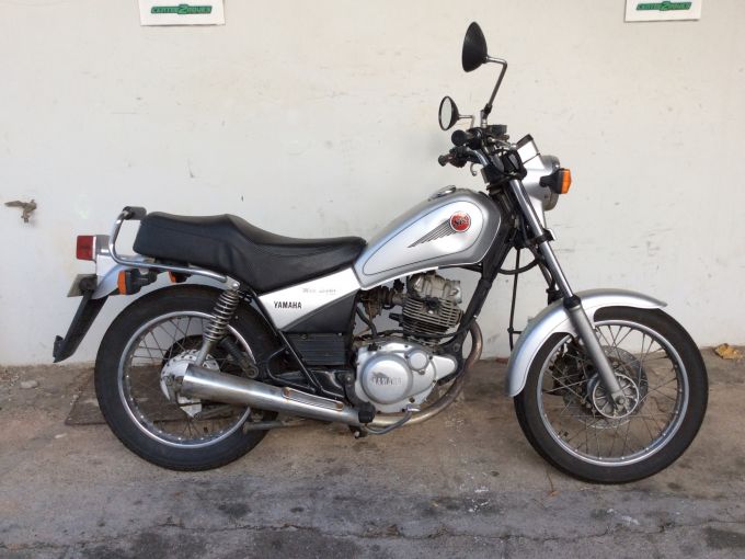 YAMAHA SR 125 4