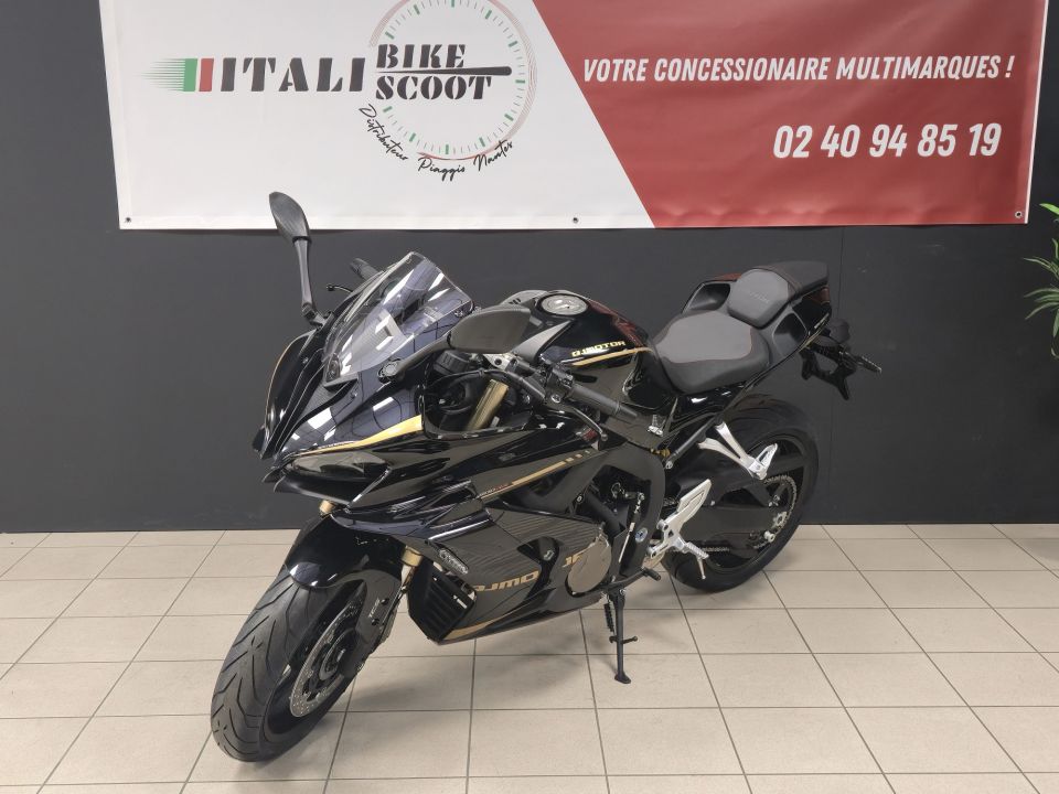 QJ MOTOR SRK 800 RR 4