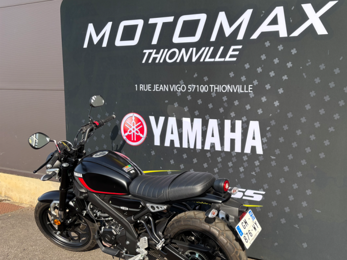 YAMAHA XSR 125 4