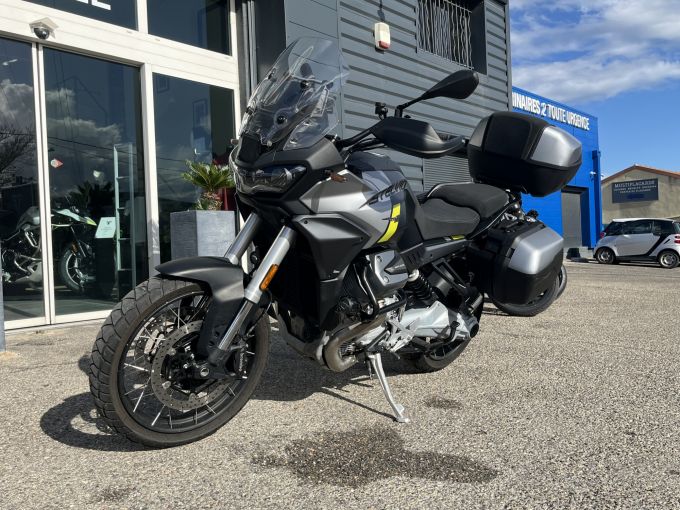 MOTO GUZZI STELVIO 4