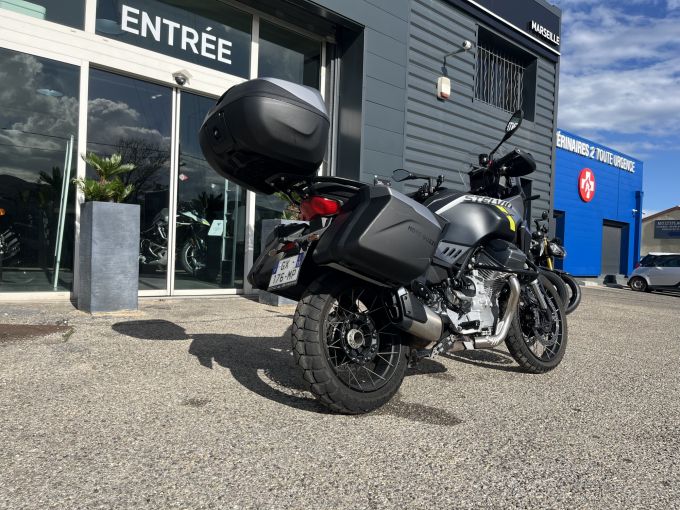 MOTO GUZZI STELVIO 4