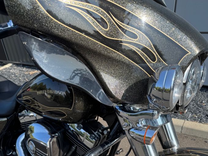HARLEY-DAVIDSON TOURING STREET GLIDE 1690 4
