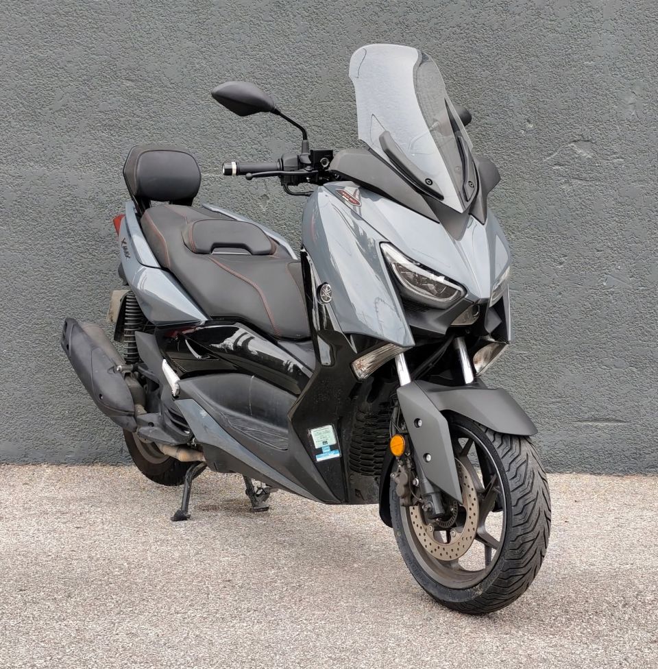 YAMAHA X-MAX 125 TECH MAX 4
