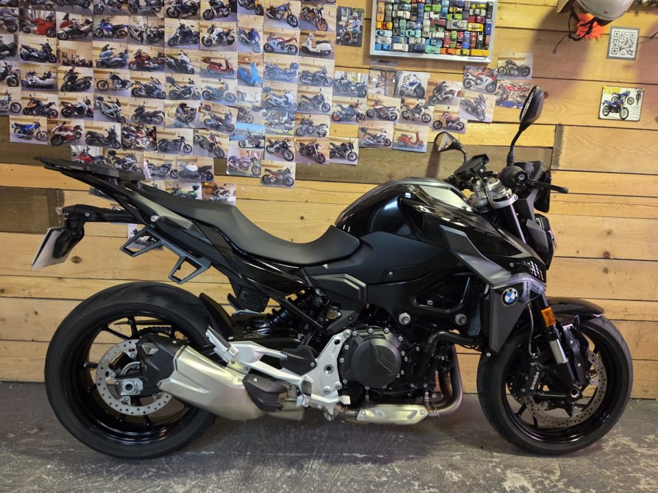 BMW F 900 R 4